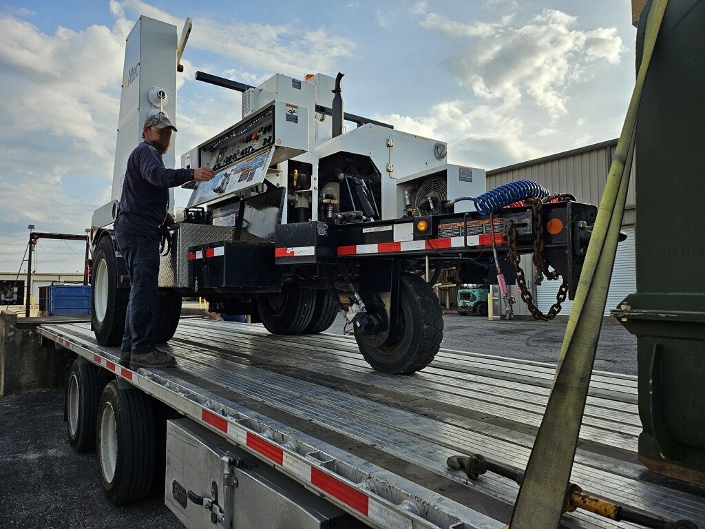 flatbed and step deck LTL freight services West Coast Carriers